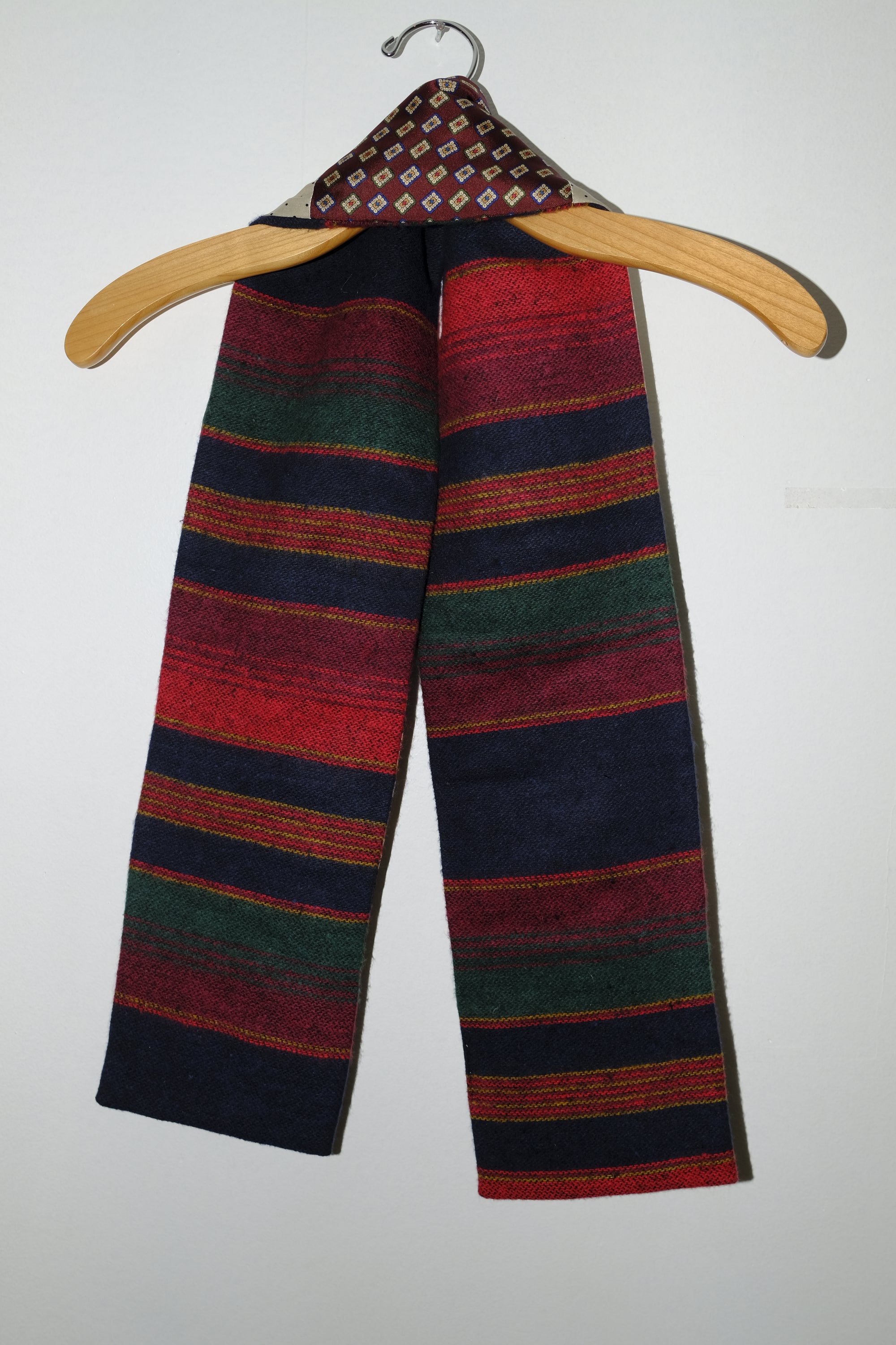 the mwnn scarf