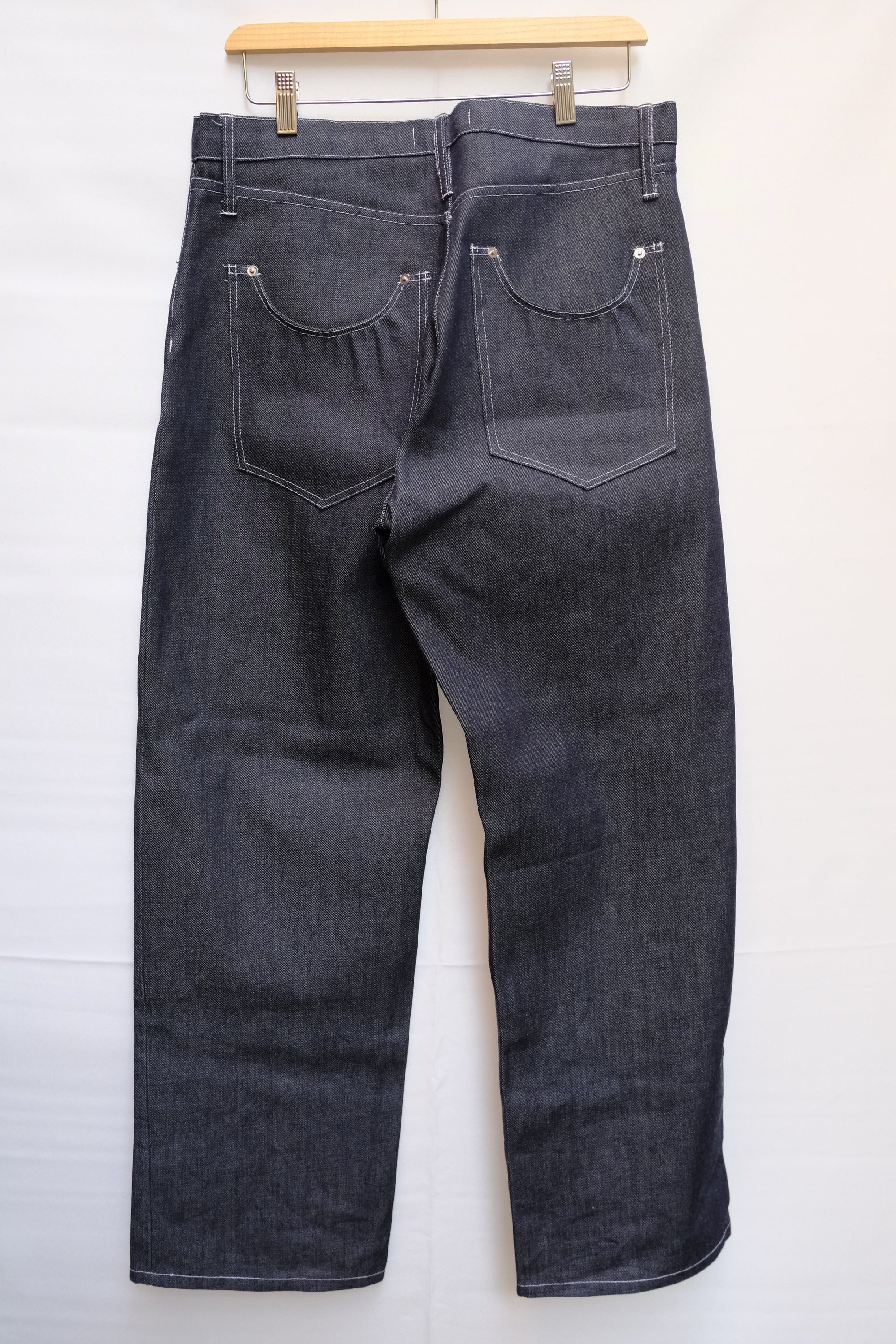 raw indigo curve denim