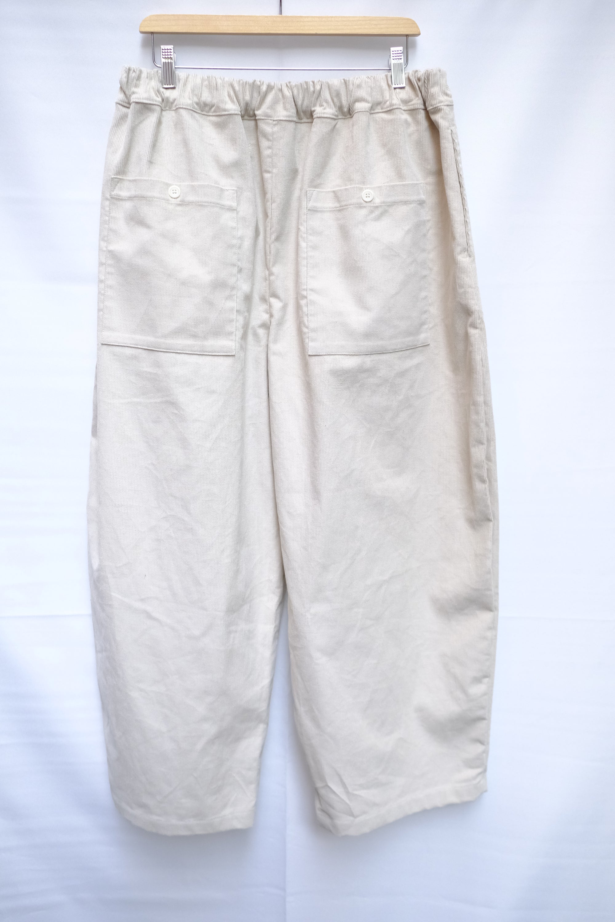 studio pant in stone corduroy