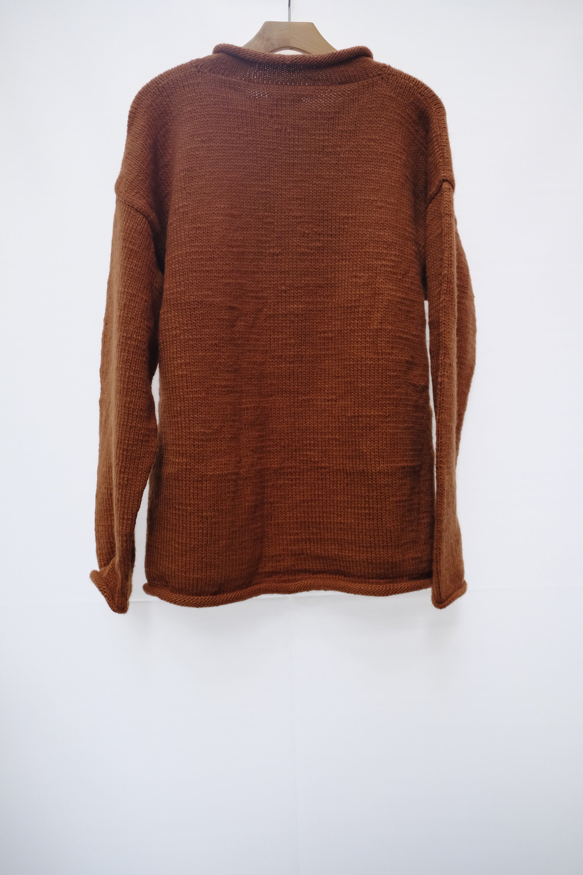 fisherman raw edge pullover