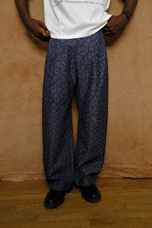 double pleat trouser in navy/leopard burn japanese wool