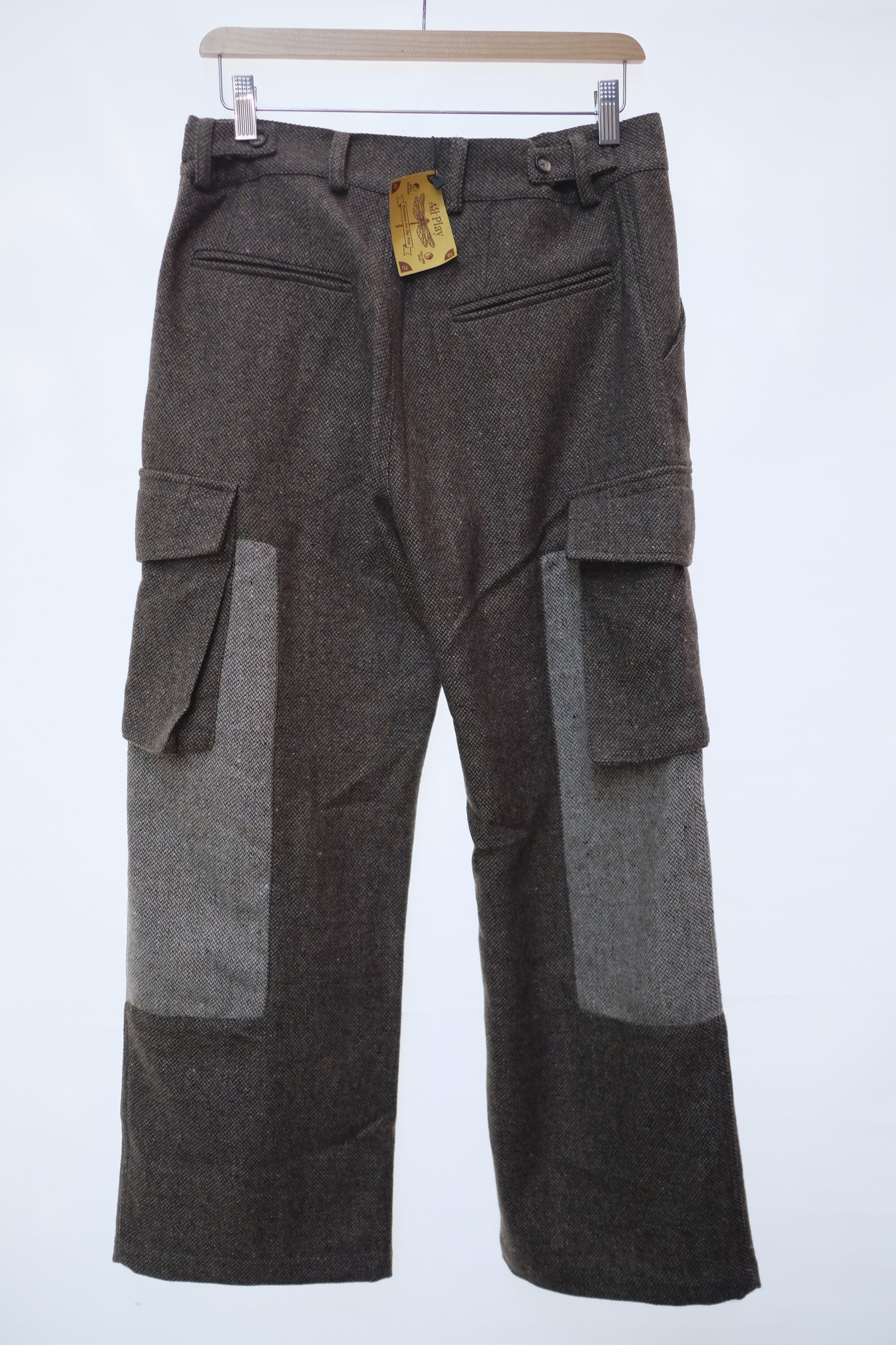 vinh cargo pant in brown