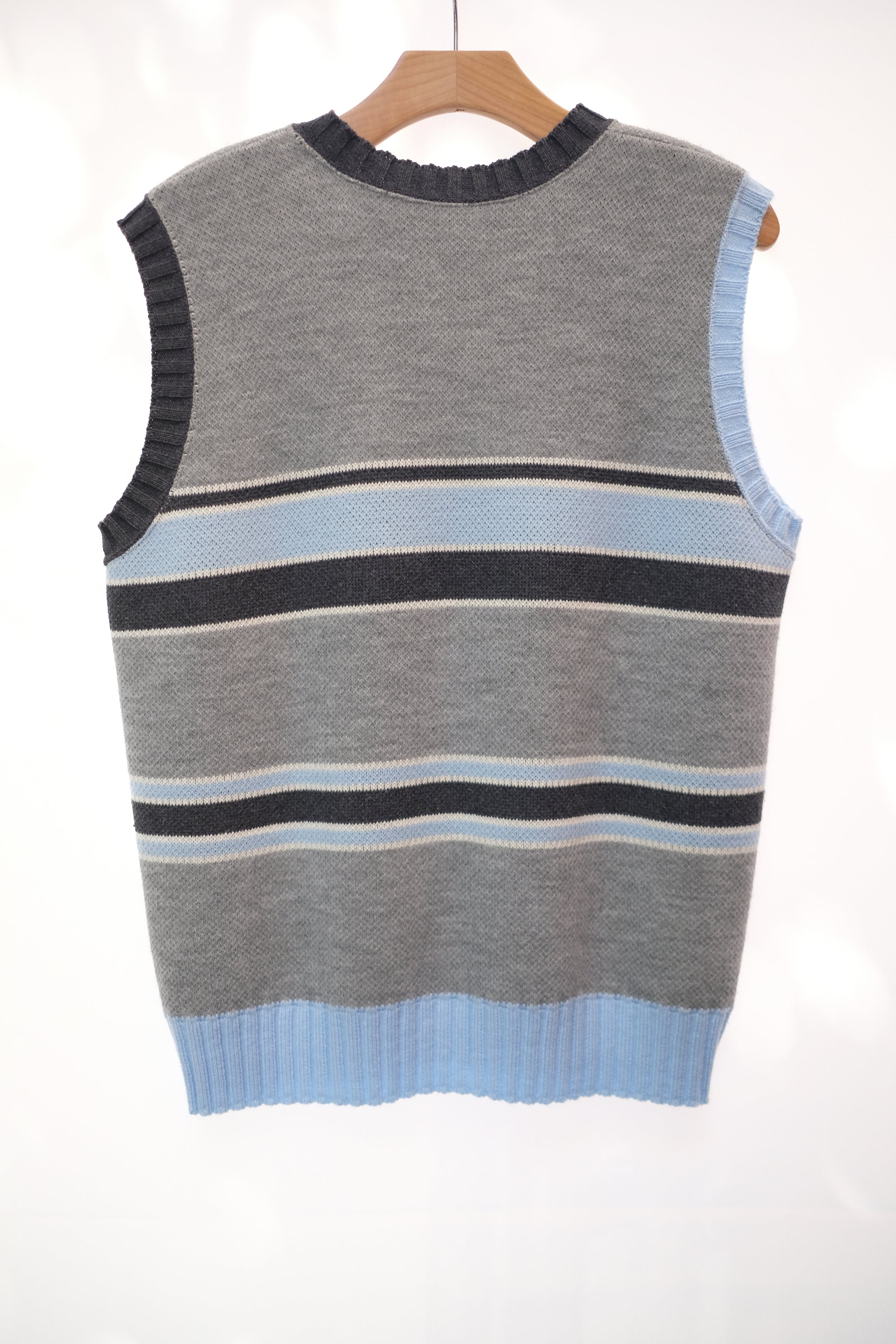 linear stripe sweater vest