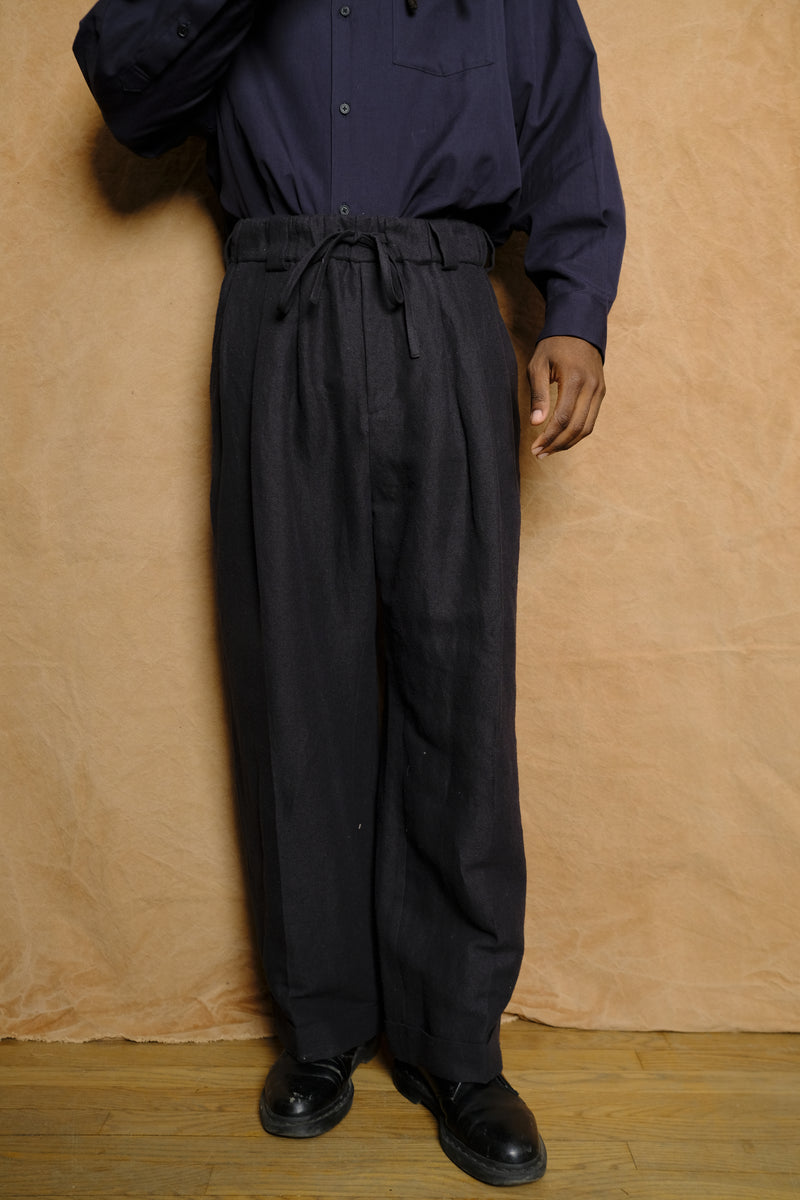 linen silk oversize pants in black