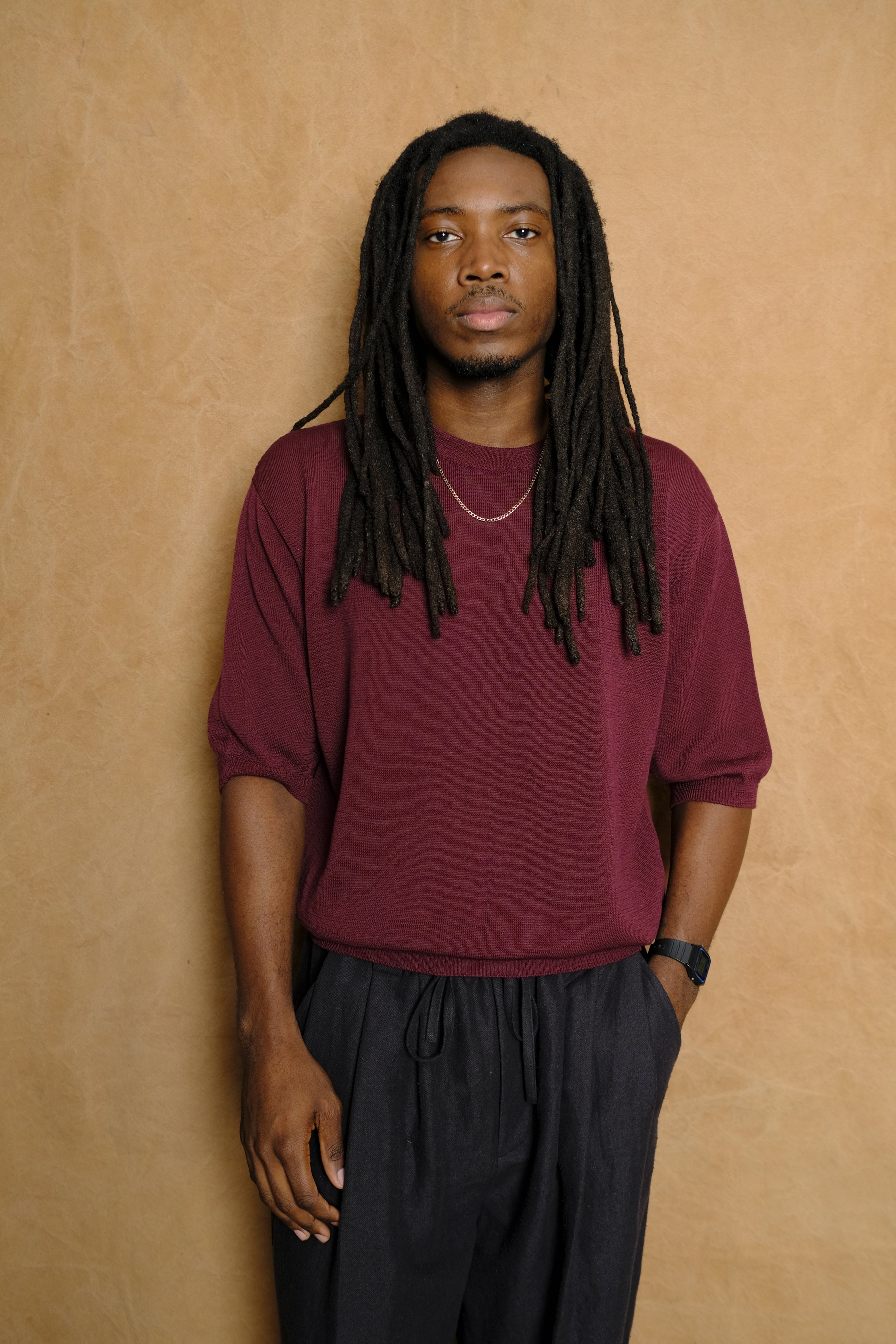 wide knit t shirt in burgundy