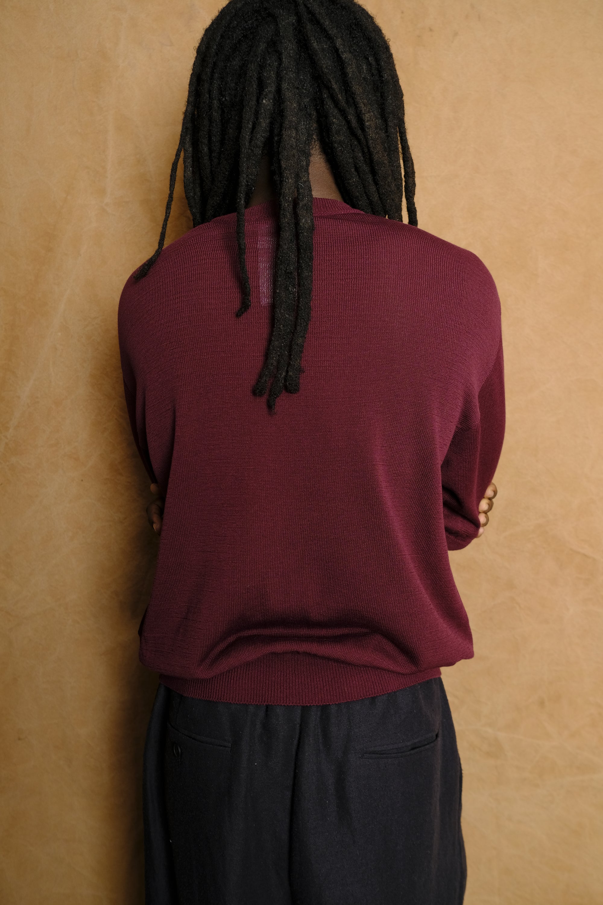 wide knit t shirt in burgundy