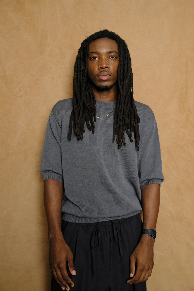 wide knit t shirt in gray