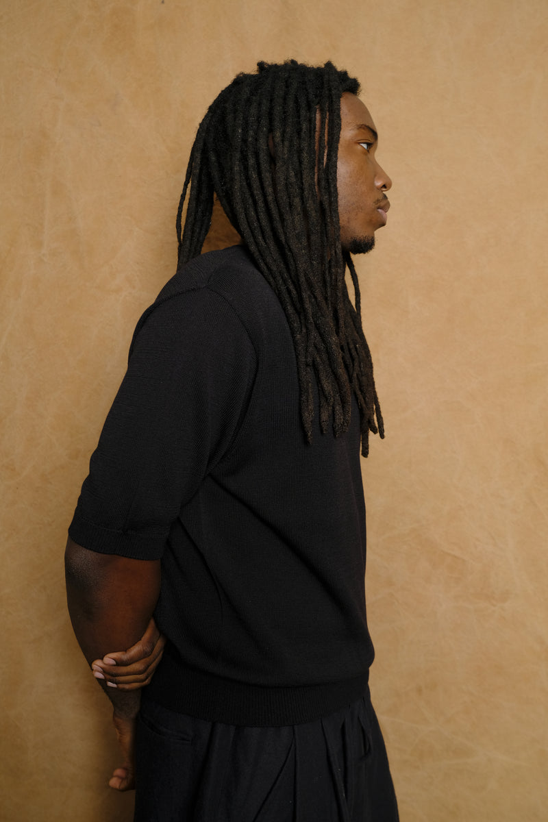 wide knit t shirt in black