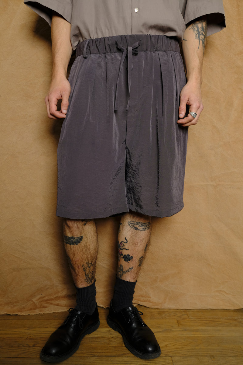 salt shrink cupro half pants in brown