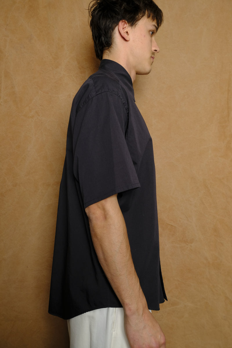 organic cotton washer satin short sleeve shirt in navy