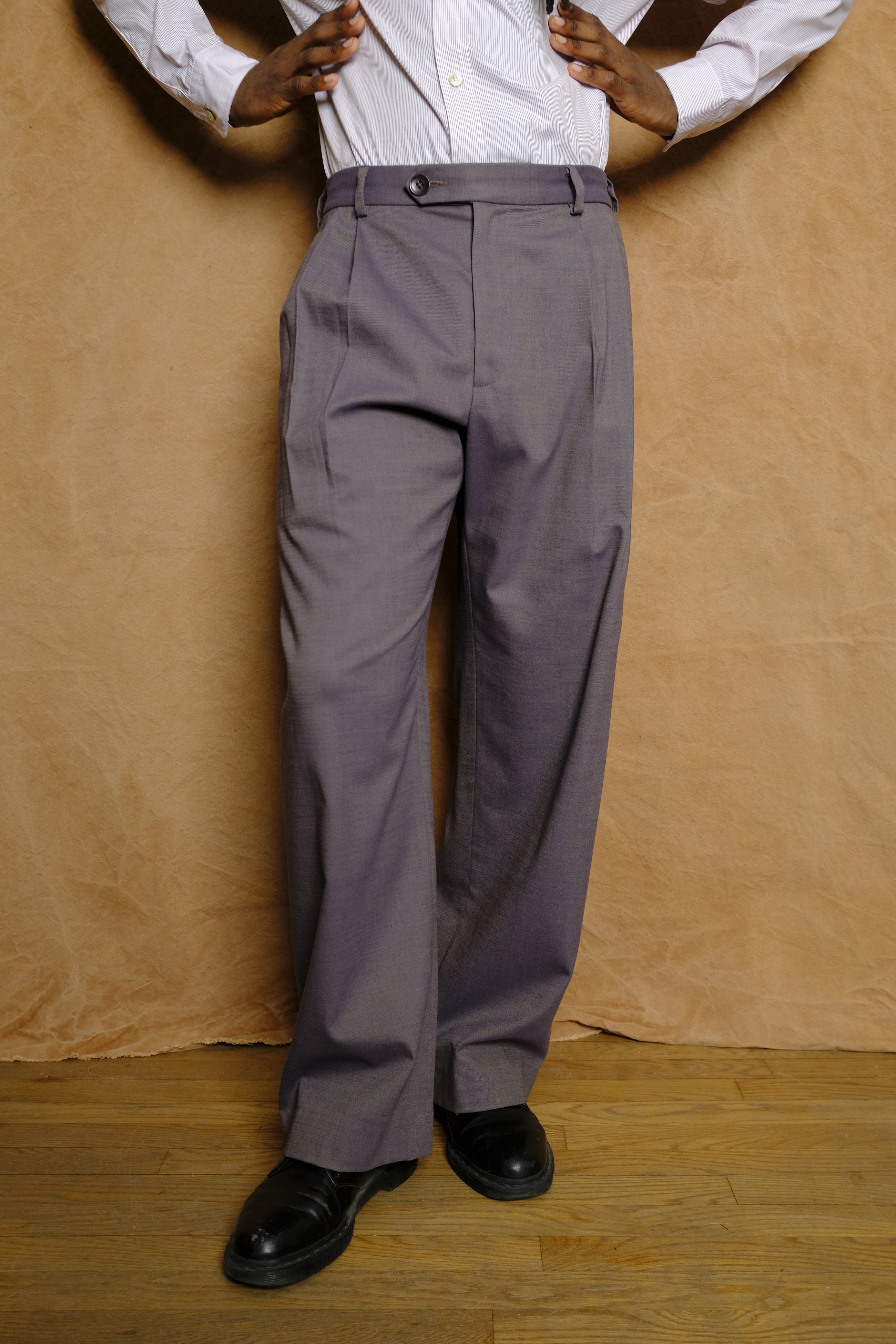 double pleated trouser in dyed cotton wool linen twill