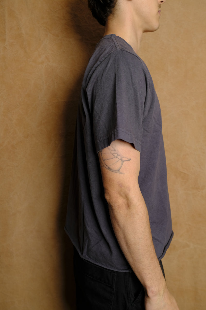 on the farm raw hem tee in washed black