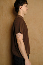 on the farm raw hem tee in cocoa
