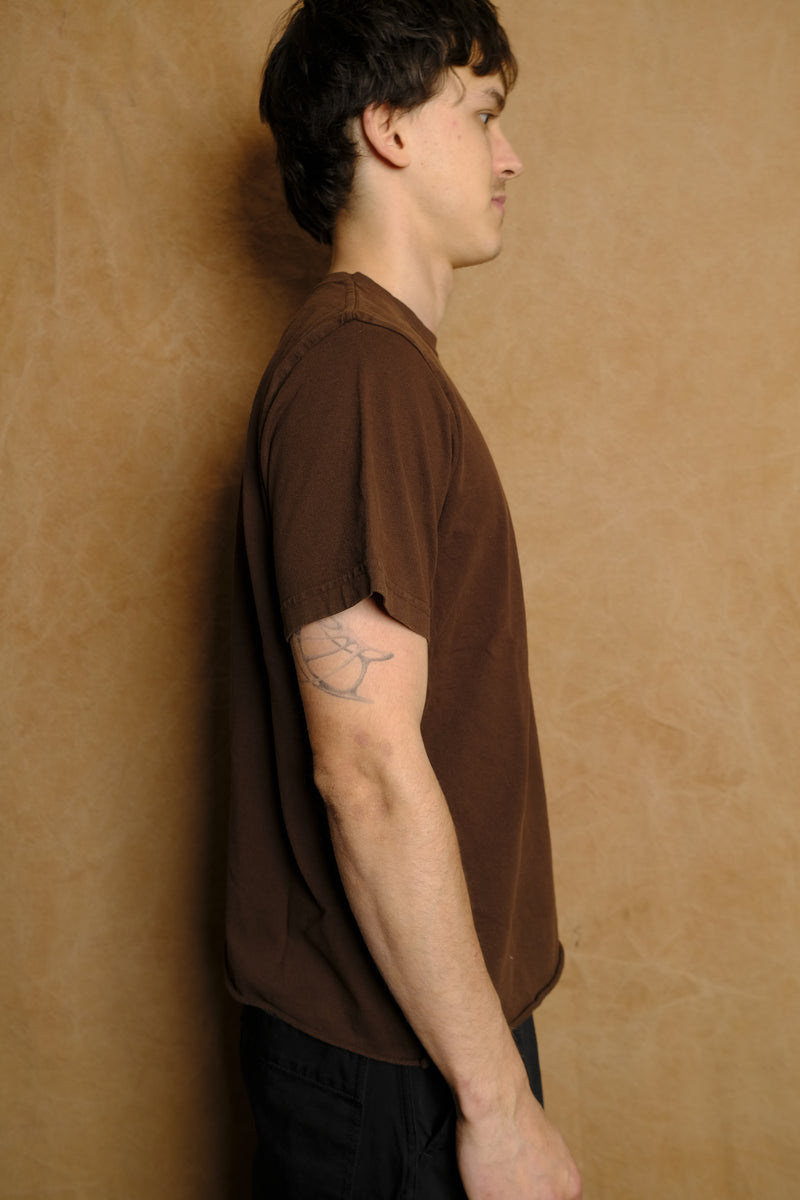 on the farm raw hem tee in cocoa