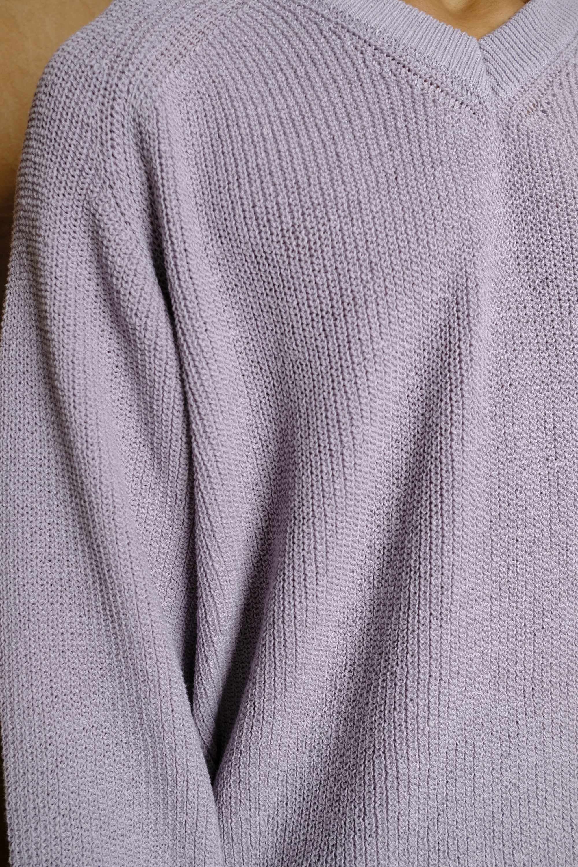 v neck knit in lavender cotton