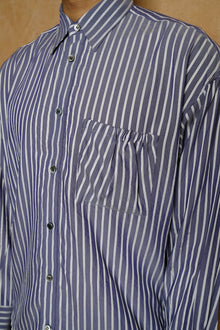 wrist patch slouch shirt in navy stripe
