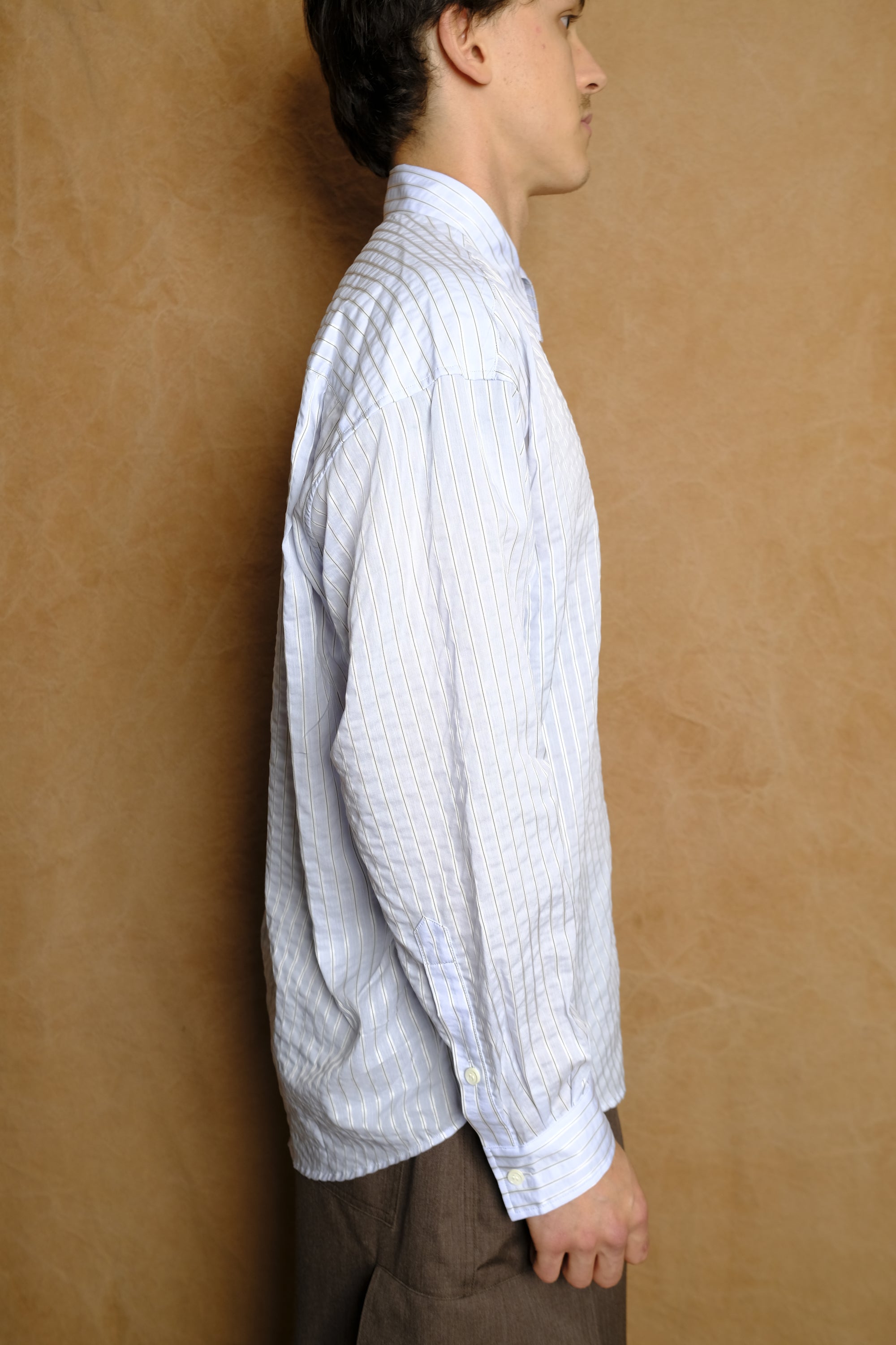 wrist patch slouch shirt in sax stripe