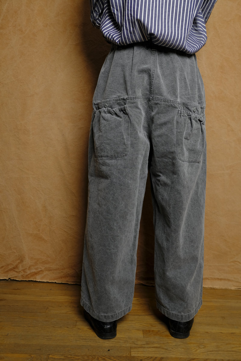fresh man duck wide pants in gray