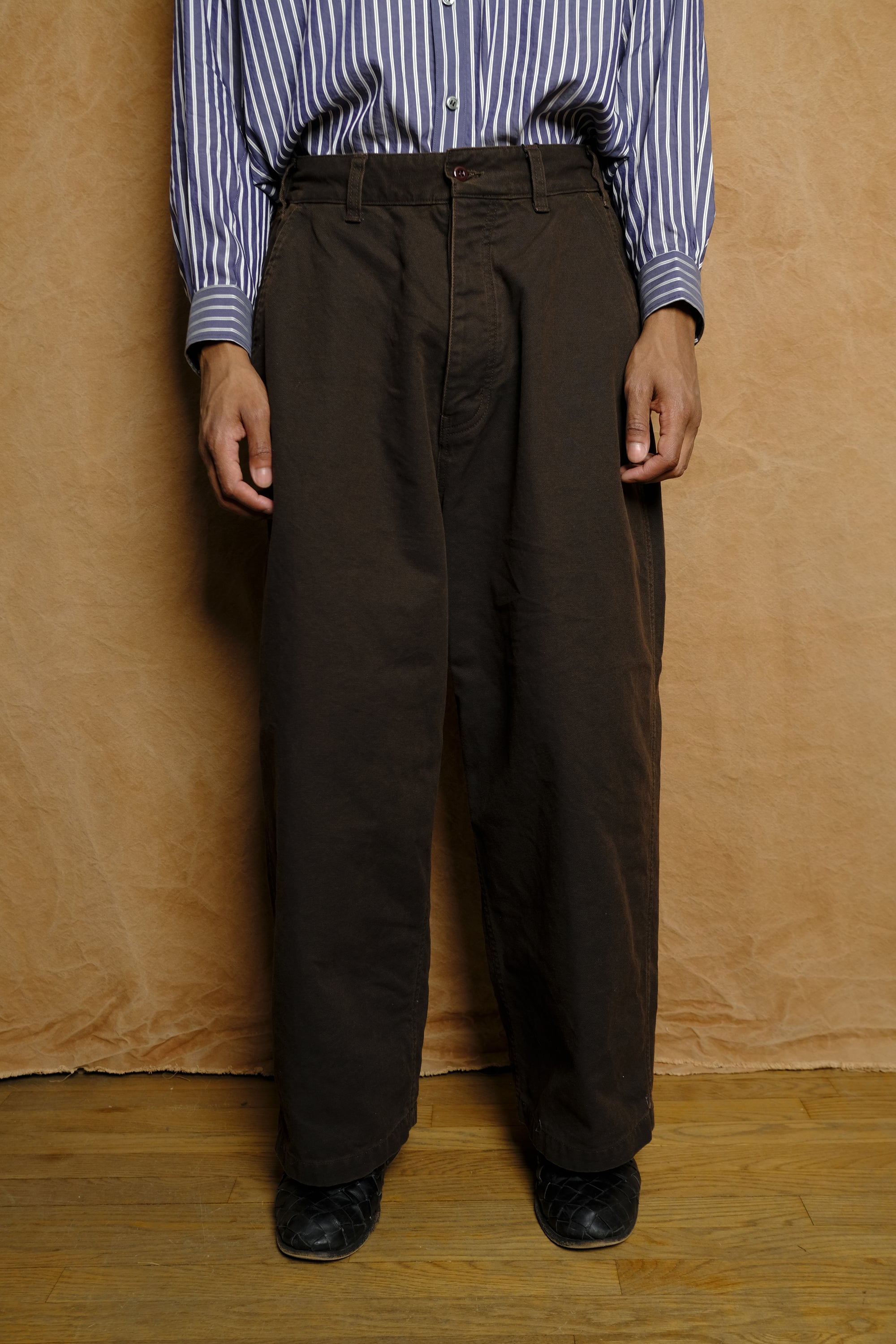 fresh man duck wide pants in brown
