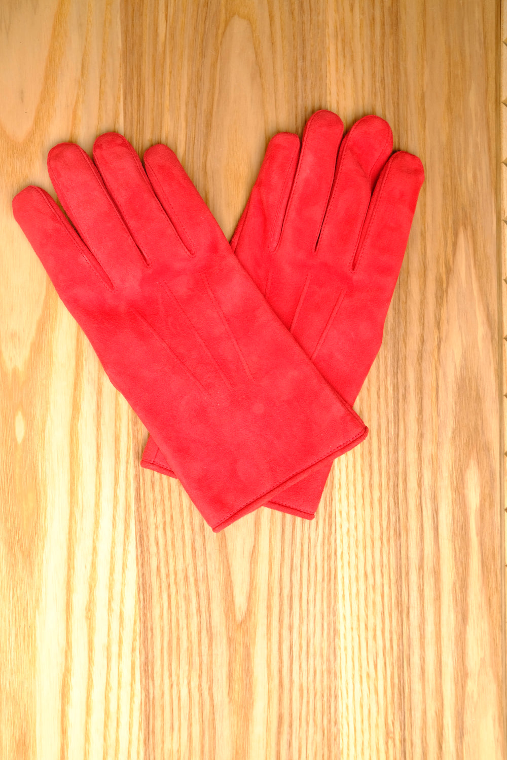 suede gloves in red