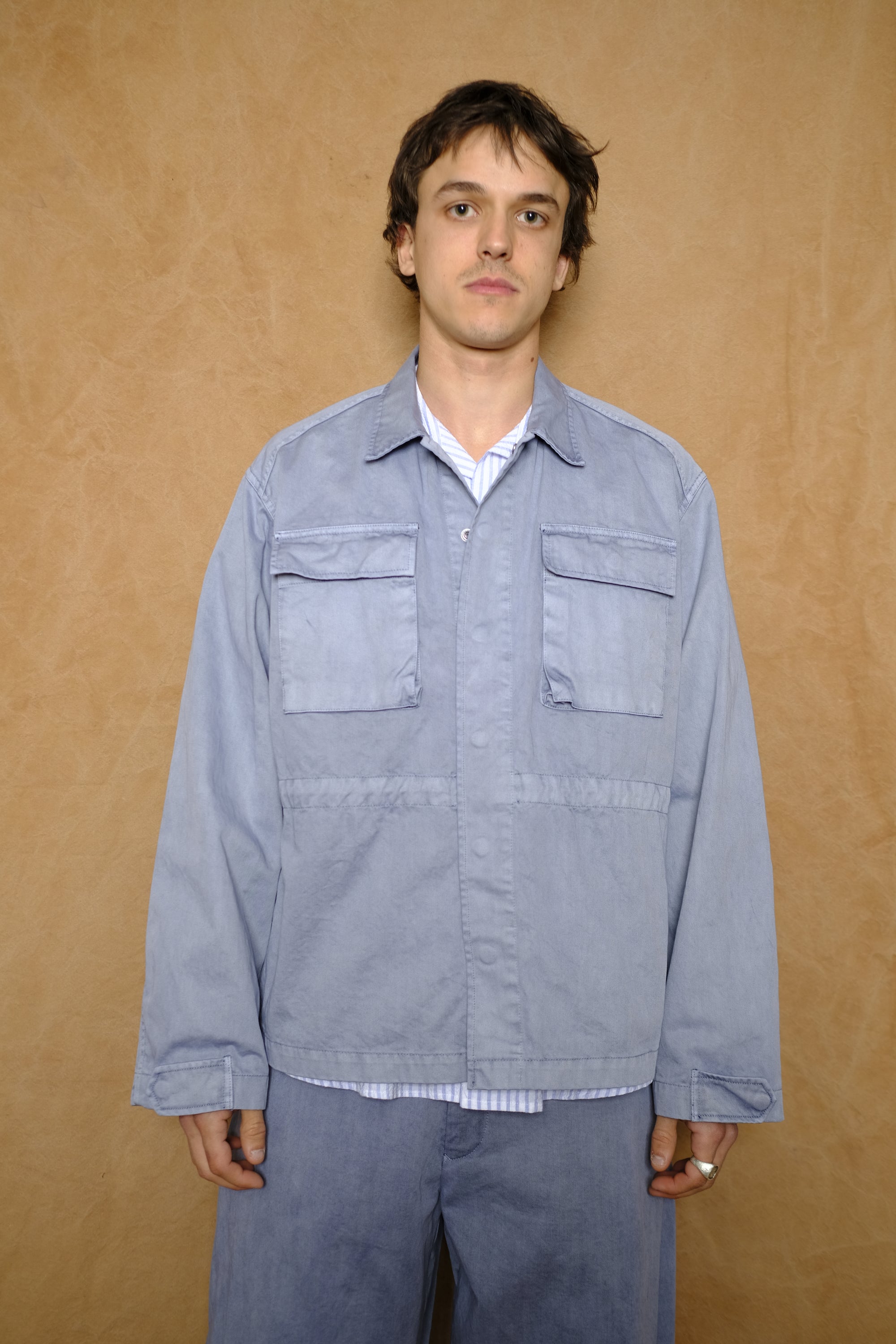 organic chino utility shirt in nasukon
