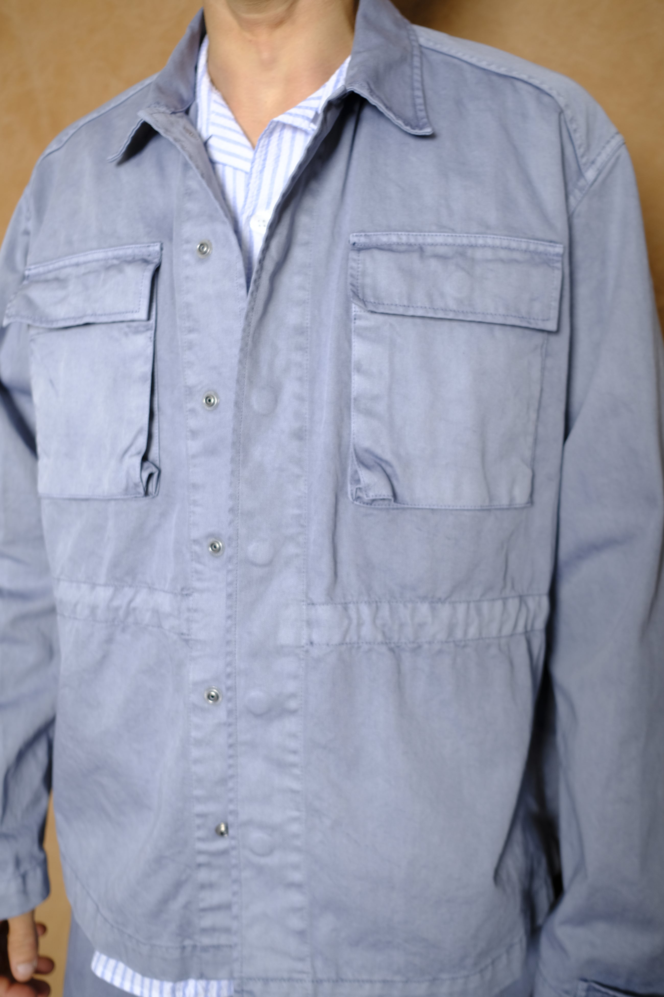 organic chino utility shirt in nasukon