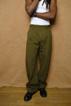 curve trouser in olive