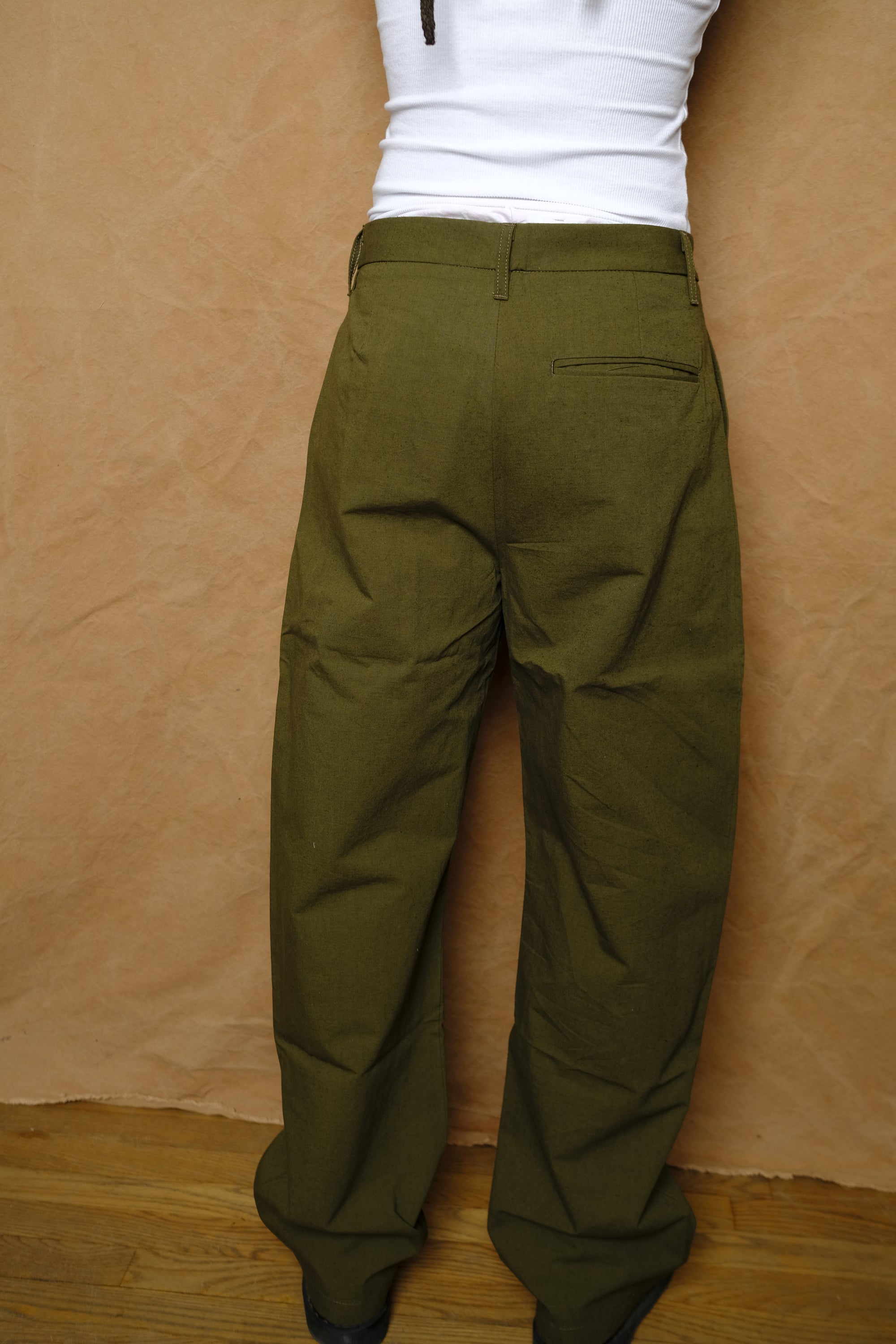 curve trouser in olive
