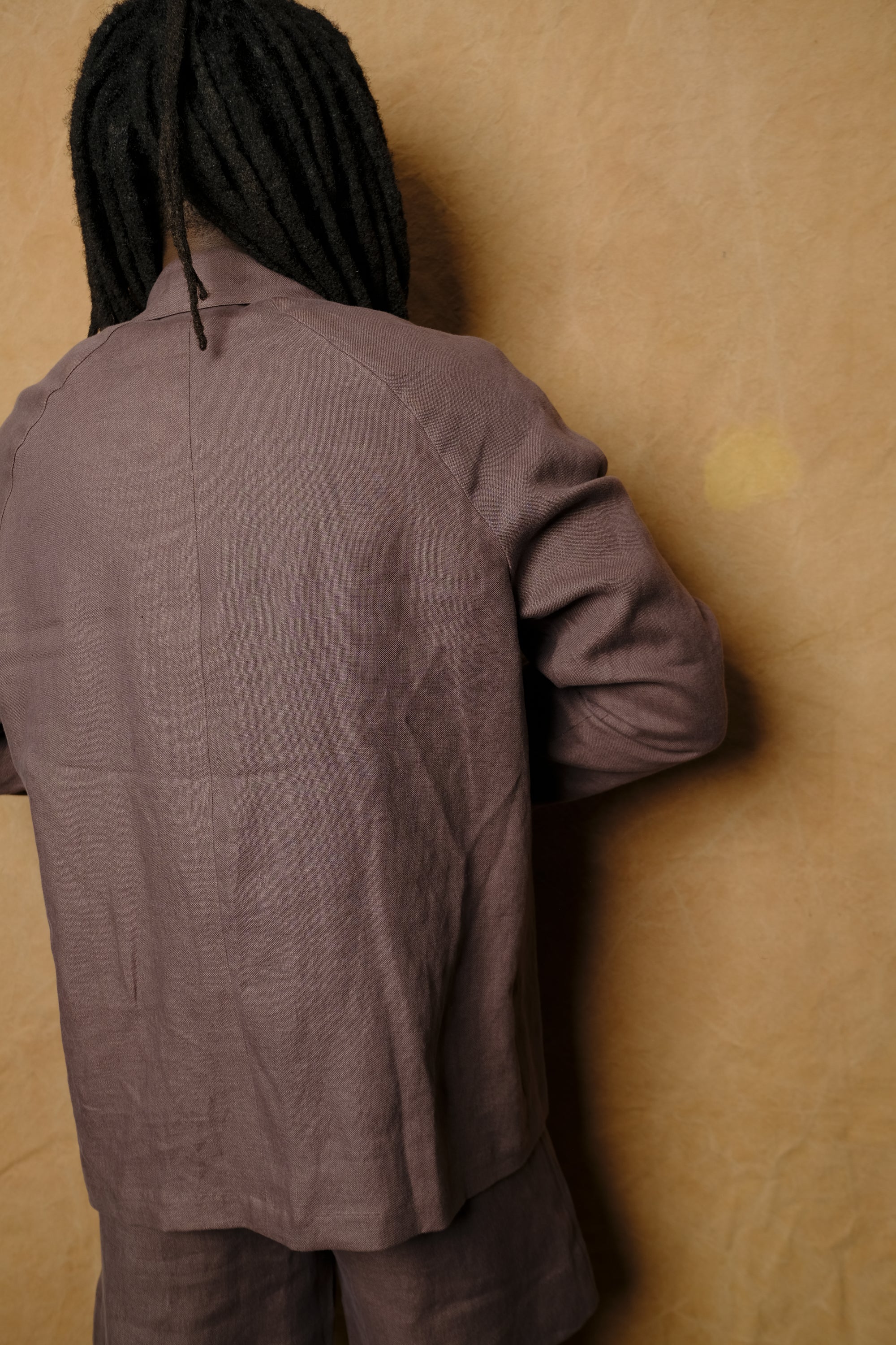 blouson in mushroom linen oxford
