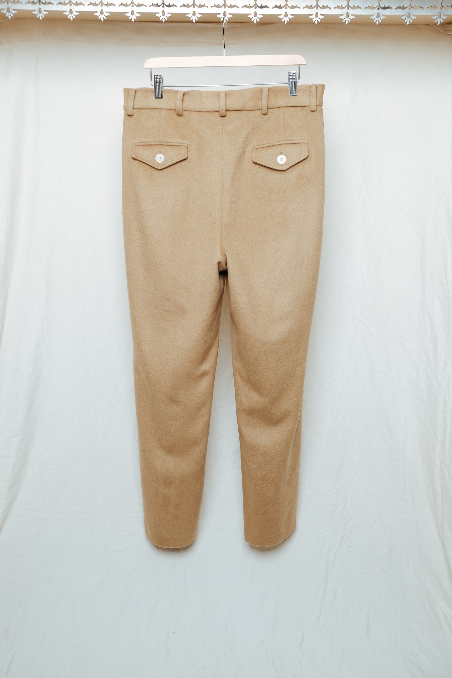 the james in camel cashmere