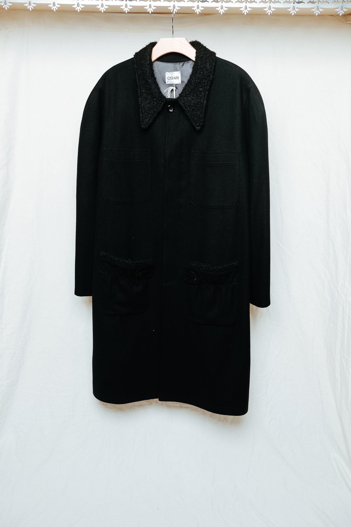 the general coat in black