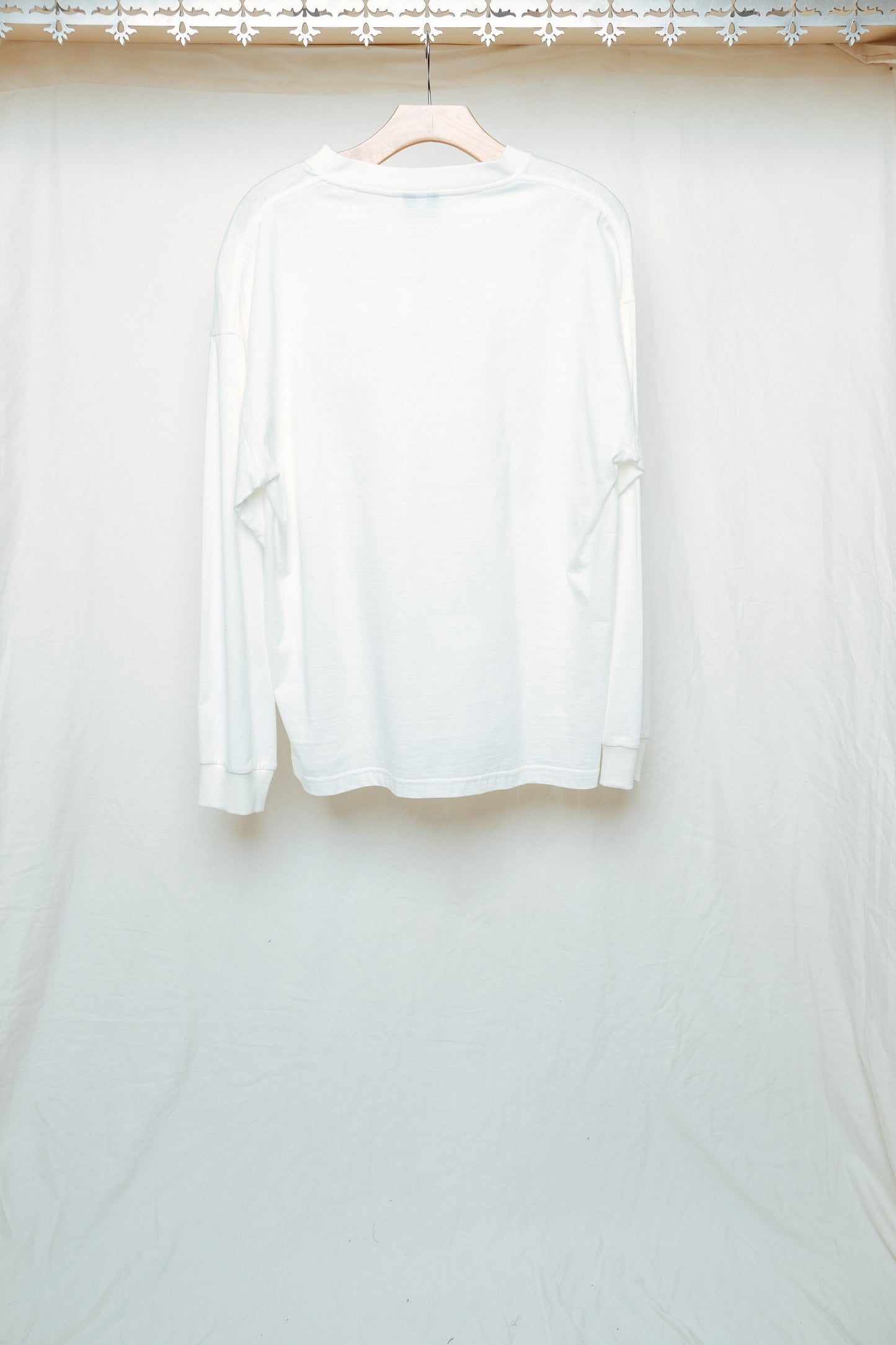 long-sleeve t shirt in leaf