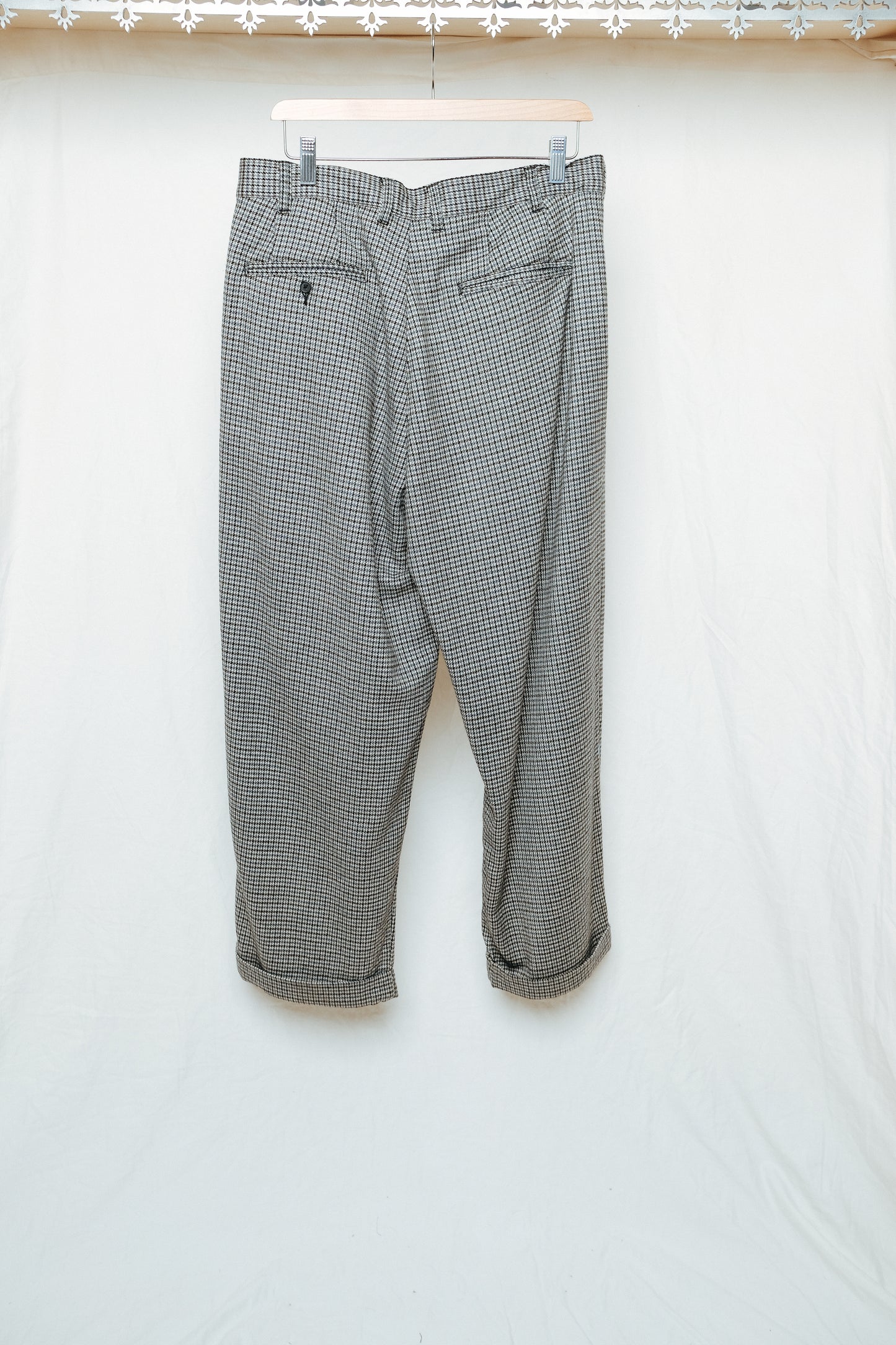 double pleated trouser