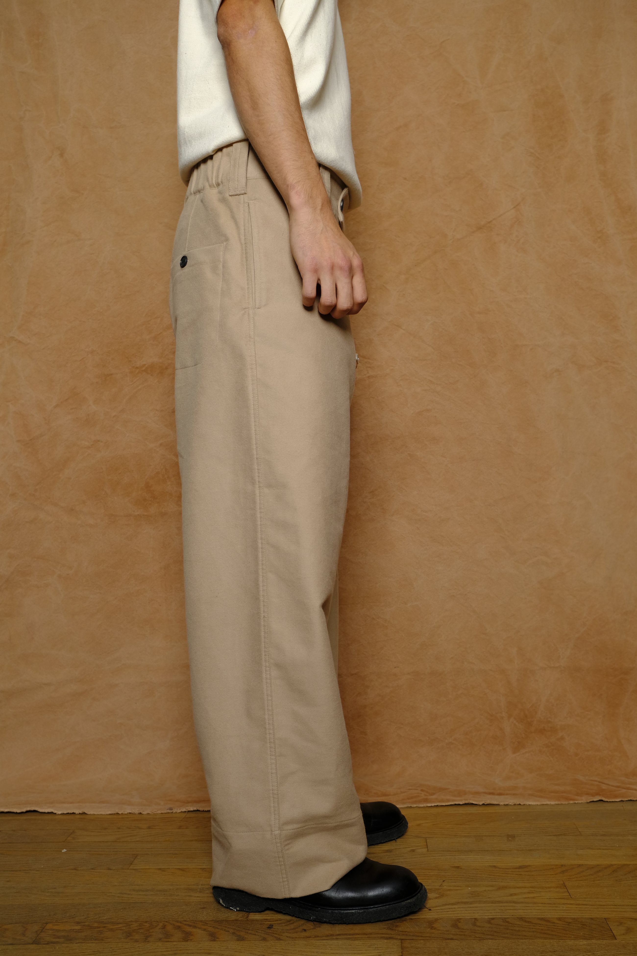 relaxed fit pant in beige cotton silk