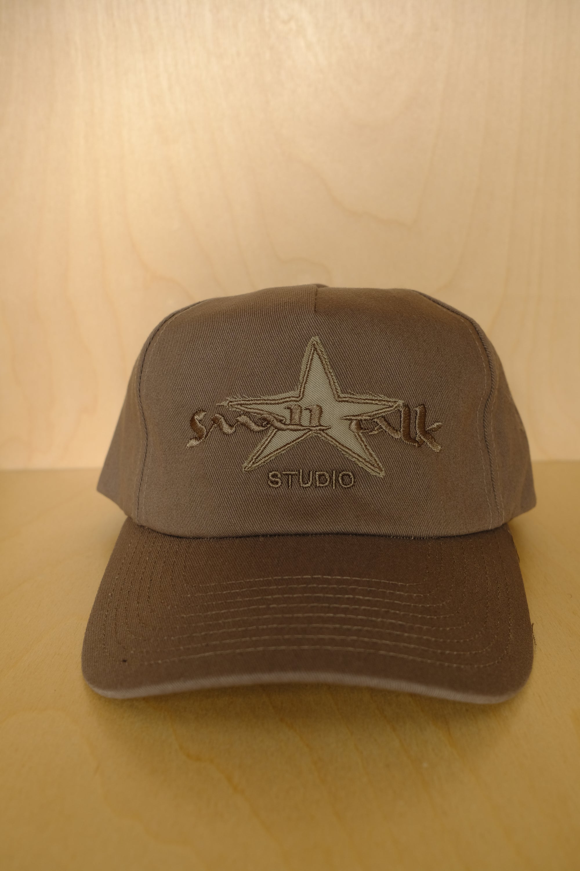 star applique hat in olive khaki