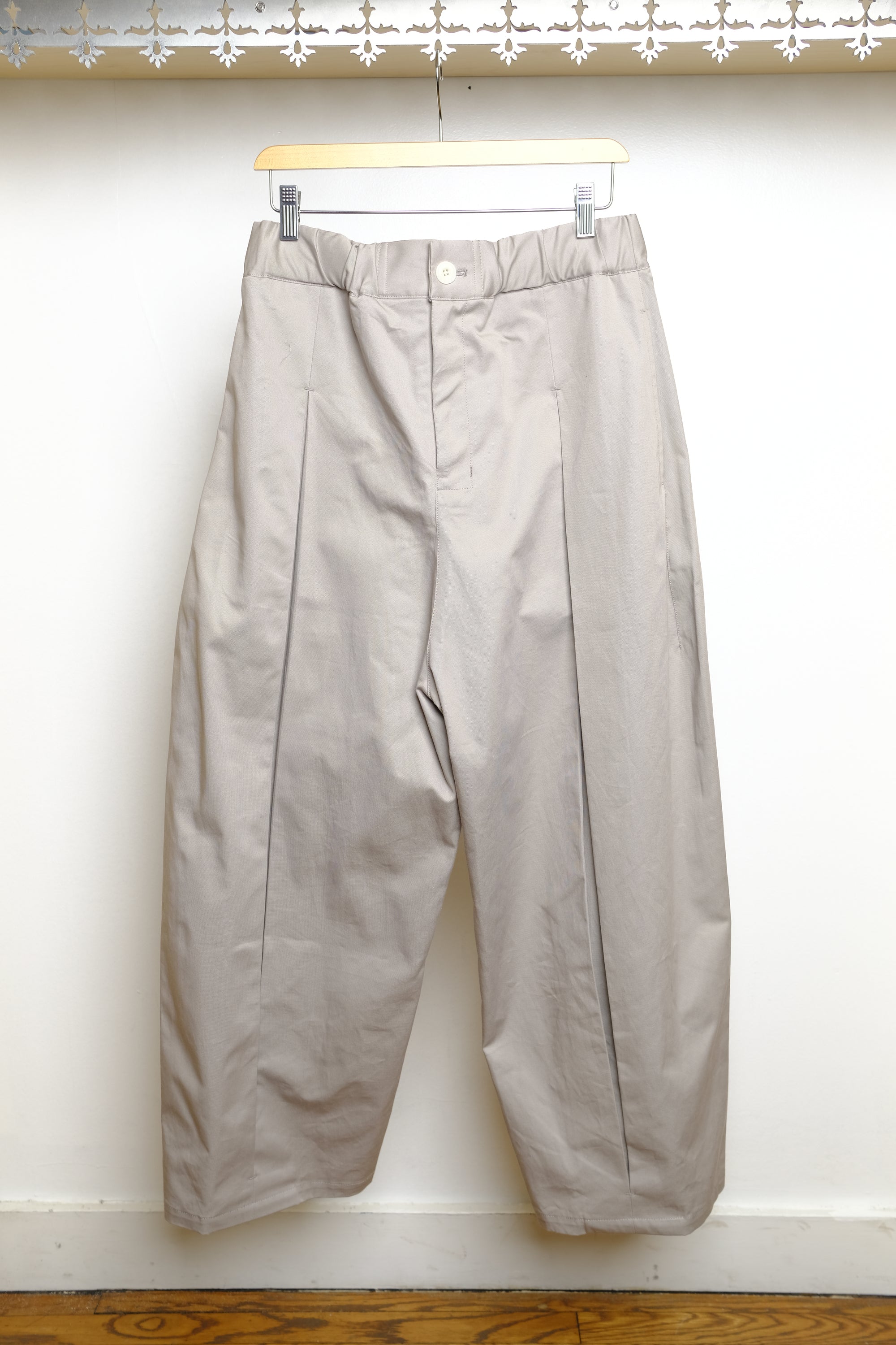 cotton drill box pleat trouser