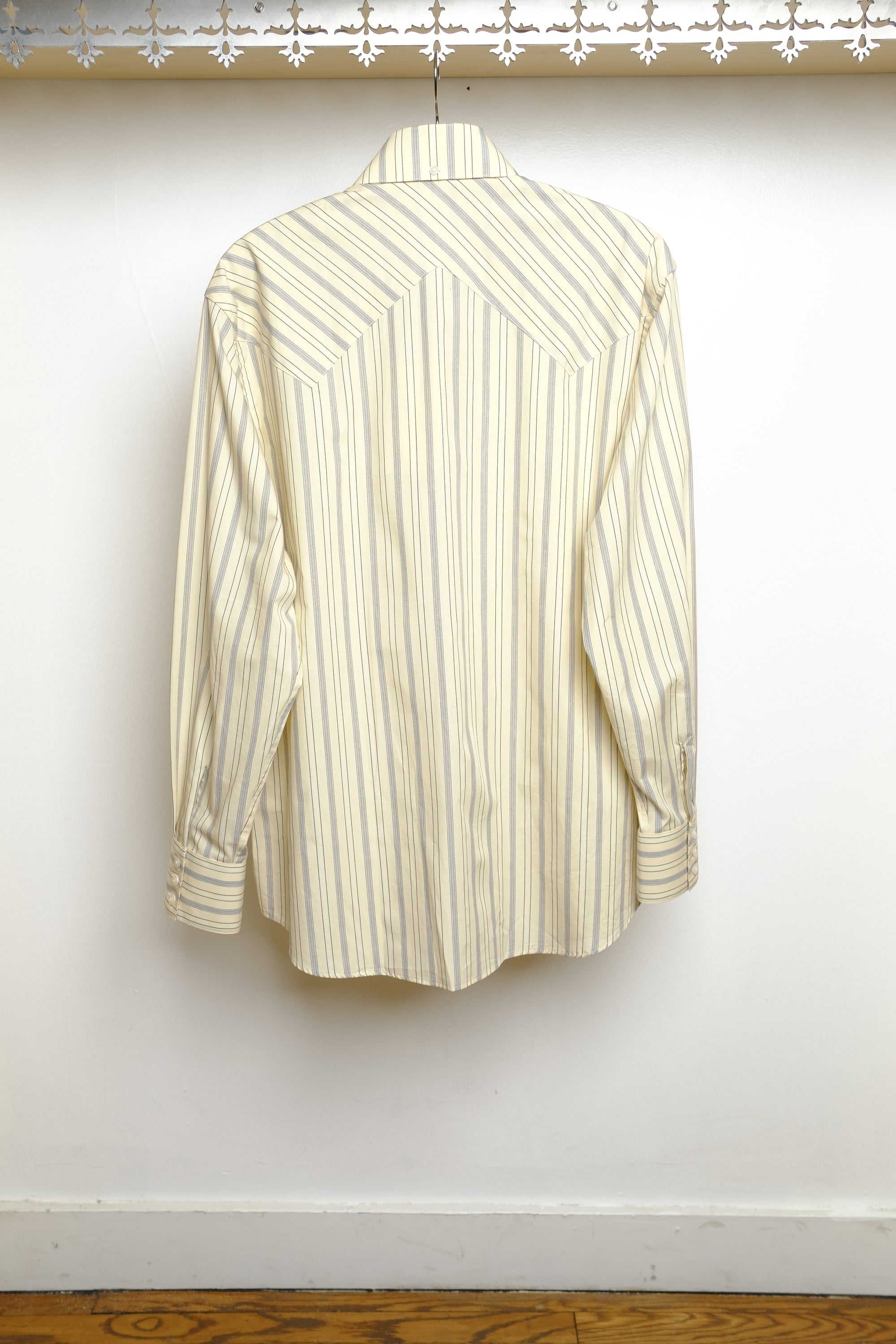 western business shirt in cream stripe