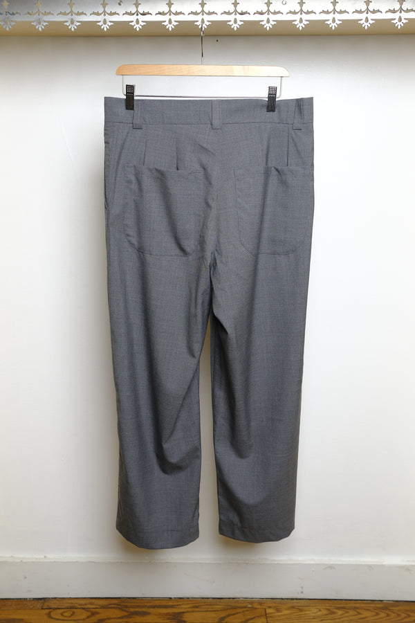 artist trouser in grey