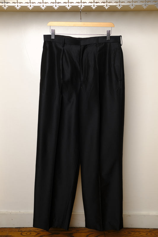 silk in tuck trousers in navy