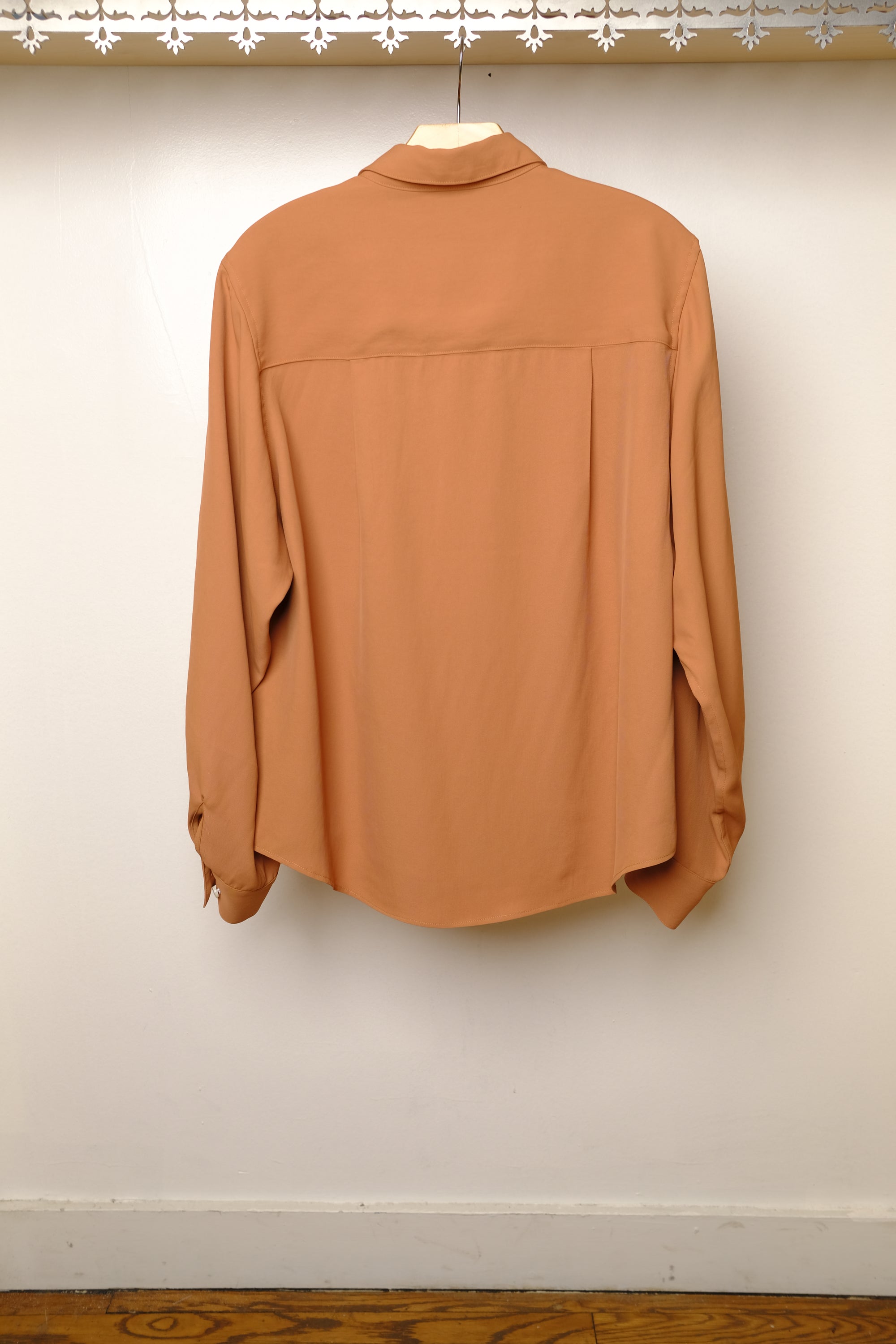 bd shirt in orange beige