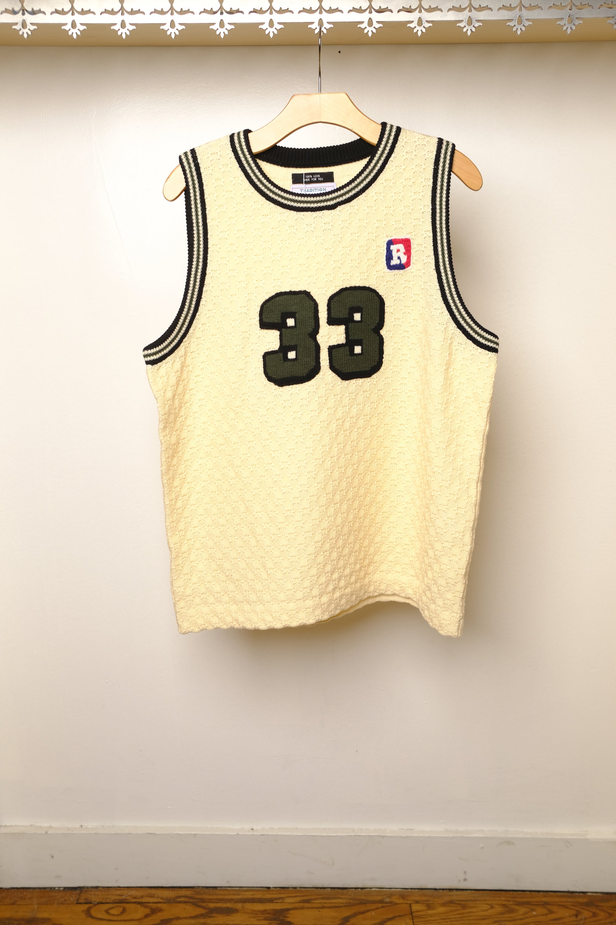 knitting basketball shirt in off white