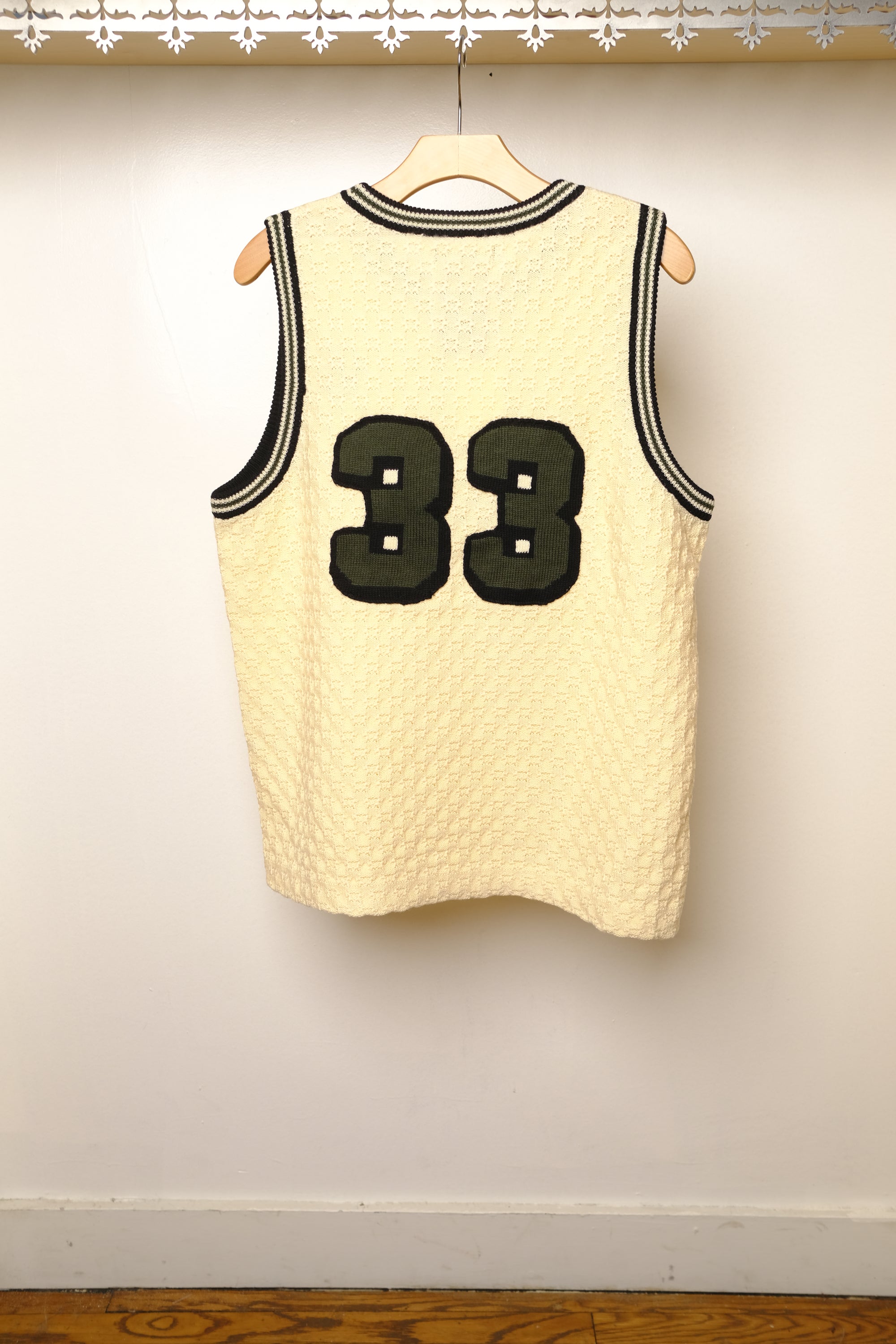 knitting basketball shirt in off white