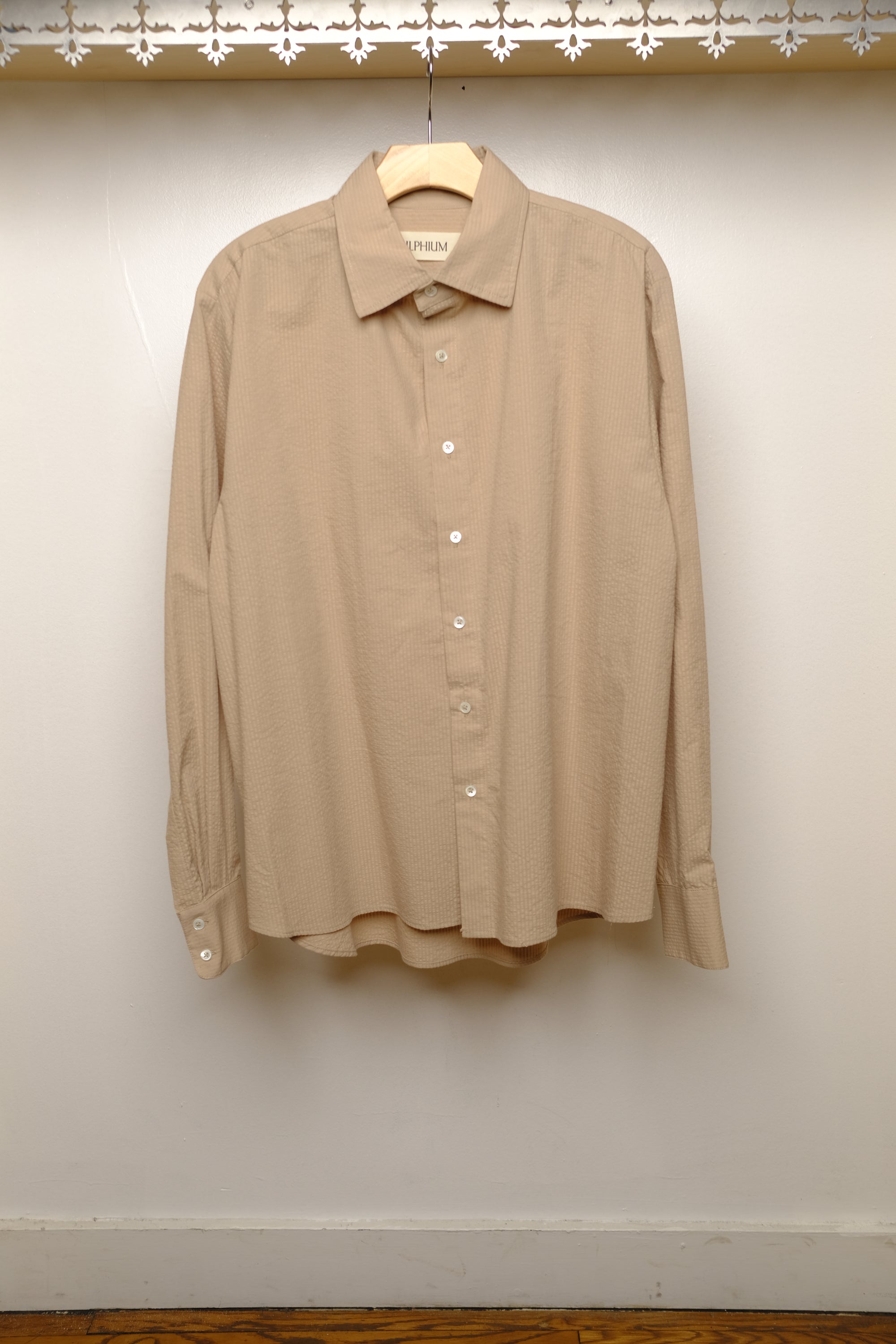 beck shirt in beige seersucker