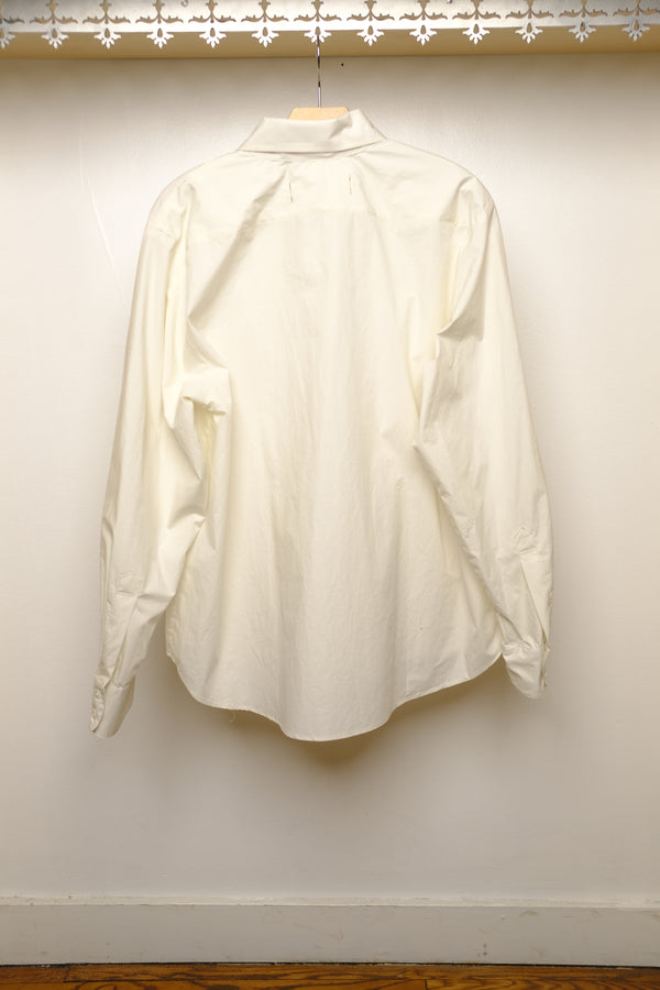 beck shirt in white typewriter cloth