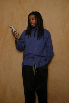 peter button down in blue