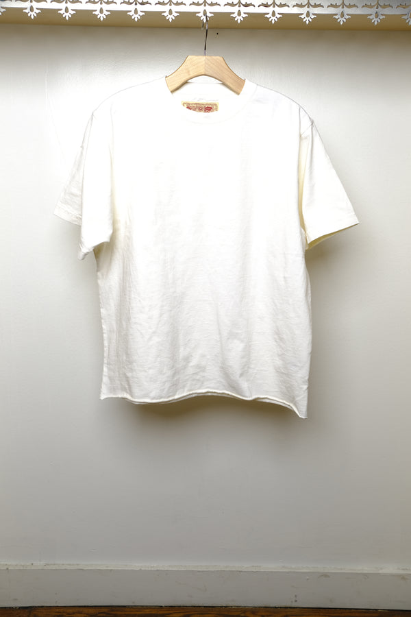 on the farm raw hem tee in cloud