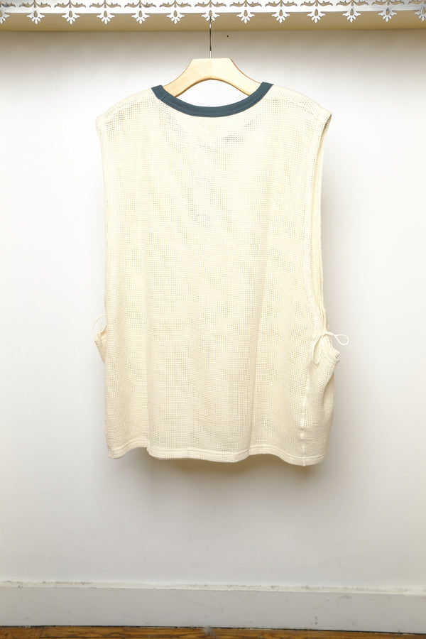 cotton layered mesh bib in off white