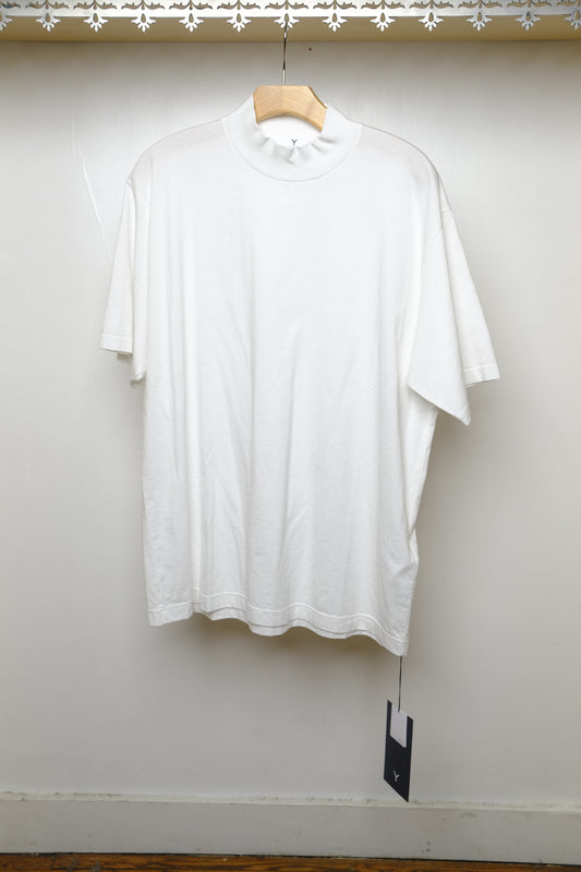 organic cotton jersey mock neck s/s t in white