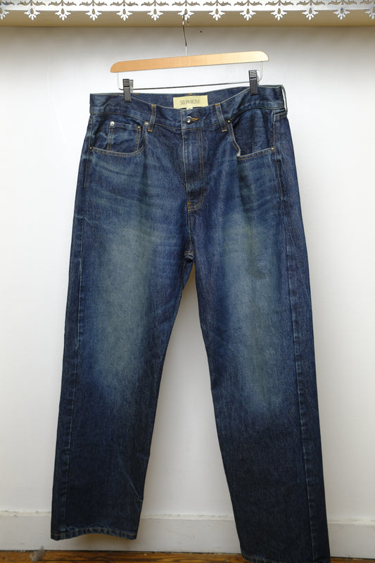 1947 denim in washed blue