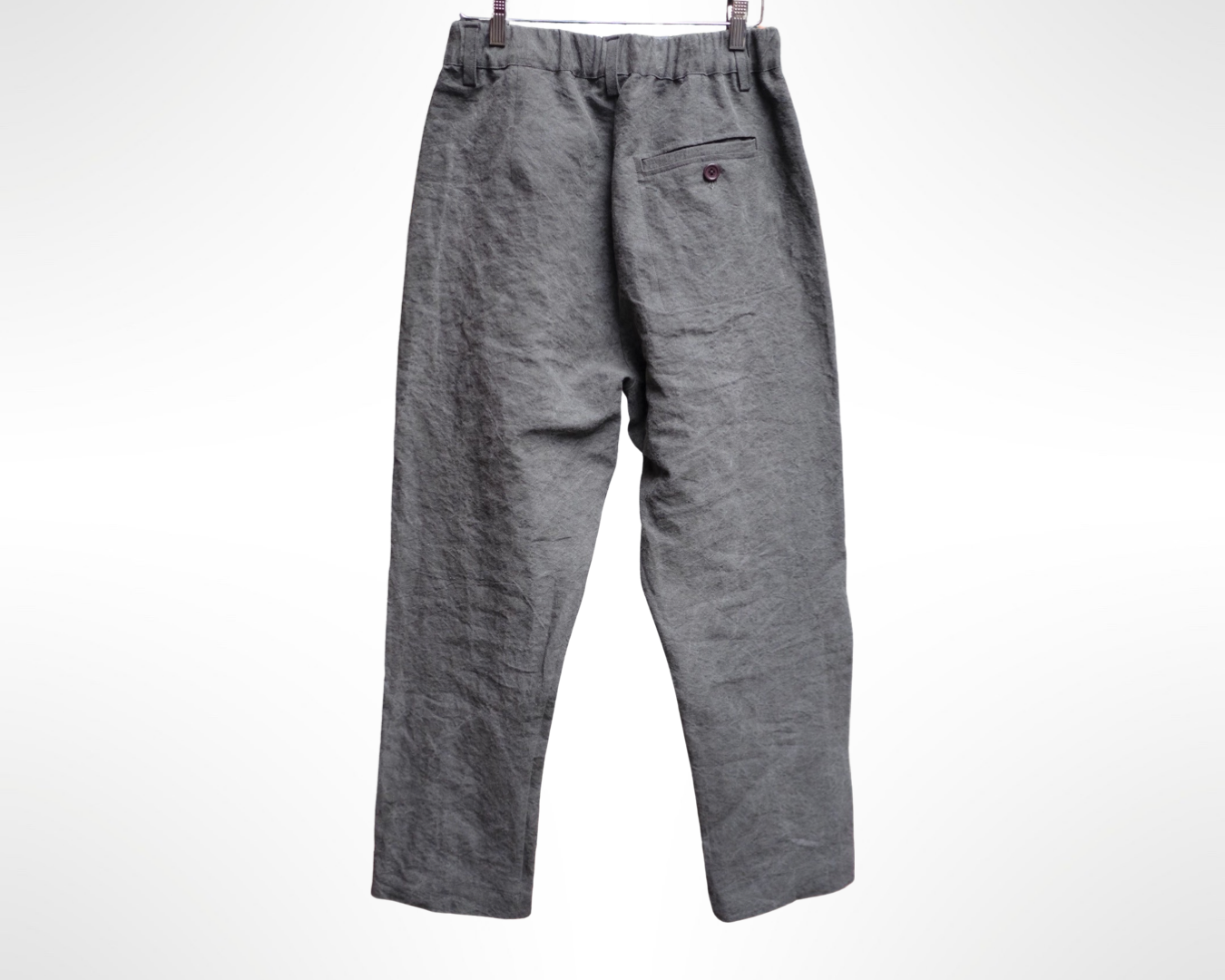 work pants in charcoal dyed paper/linen